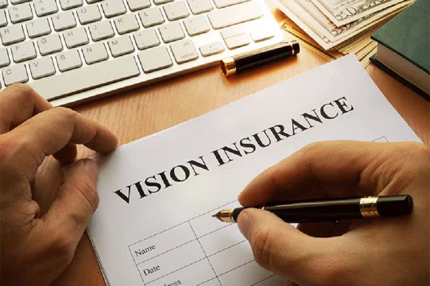 Why Add Vision Insurance to Employee Benefits Packages?