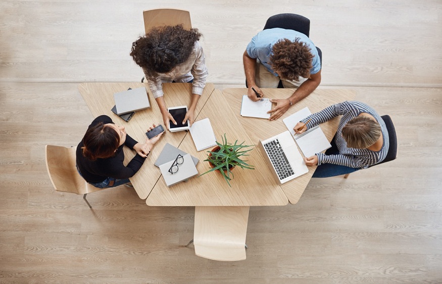 The Importance and Practical Uses of a Group Scheduling Tool
